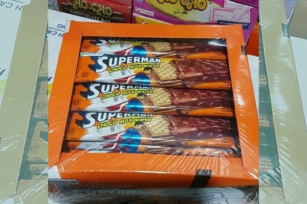 Superman-chocolate-wafers.jpg